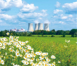 넓은 들판에 위치하고 있는 '원전'의 모습이다. 푸른 하늘과 여러 자연 모습이 원전과 대조되는 모습이다.