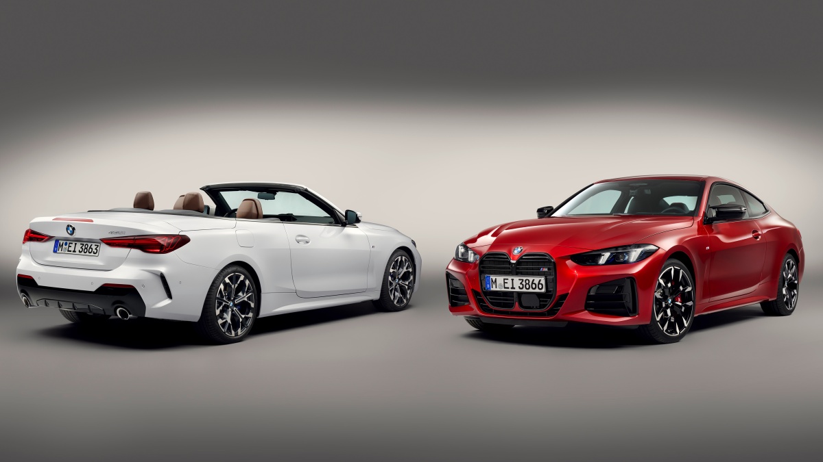 흰색 'BMW 4시리즈 컨버터블'(왼쪽)과 빨간색 '쿠페'의 모습을 촬영한 사진이다.