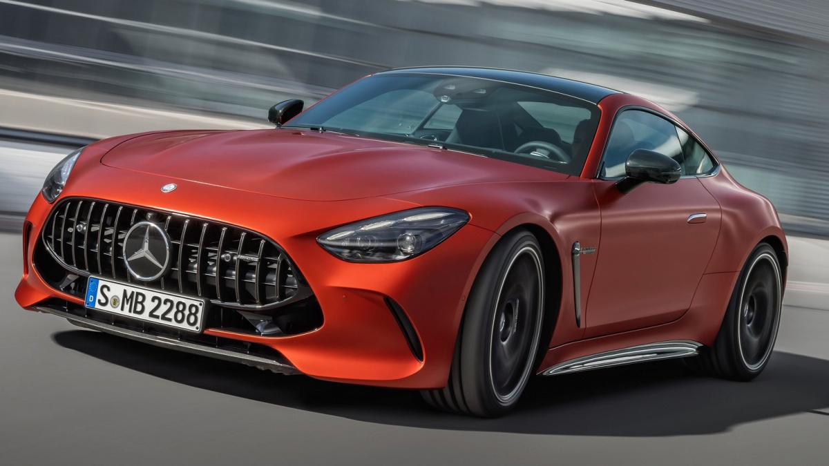 메르세데스-AMG의 '메르세데스-AMG GT' 차량이다.