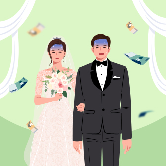 신랑, 신부가 양복과 드레스를 입고 예식장에 서 있습니다. 얼굴에 그림자가 있어, 어딘가 곤란해하는 모습입니다. 양옆에 만원, 5만원권 지폐가 날리고 있습니다.